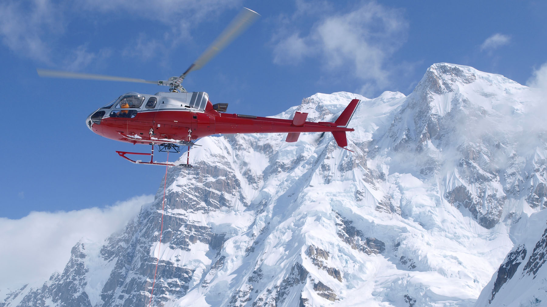 qué es un comunicador satelital: helicóptero de rescate de montaña