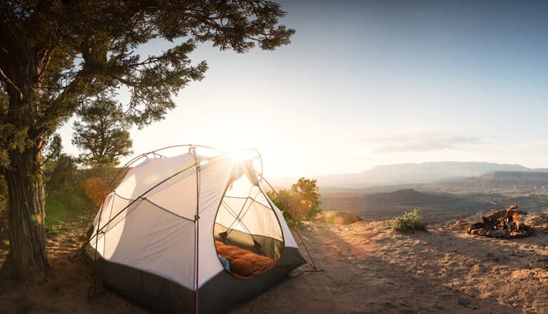 Cómo planificar un viaje de campamento: 7 pasos para prepararte para acampar€
€