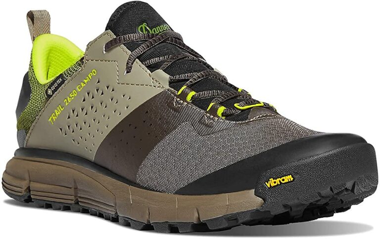 Revisión de las zapatillas de senderismo Danner Trail 2650 Campo GTX: comodidad similar a la de un calcetín pero lo suficientemente resistente para terrenos rocosos€€